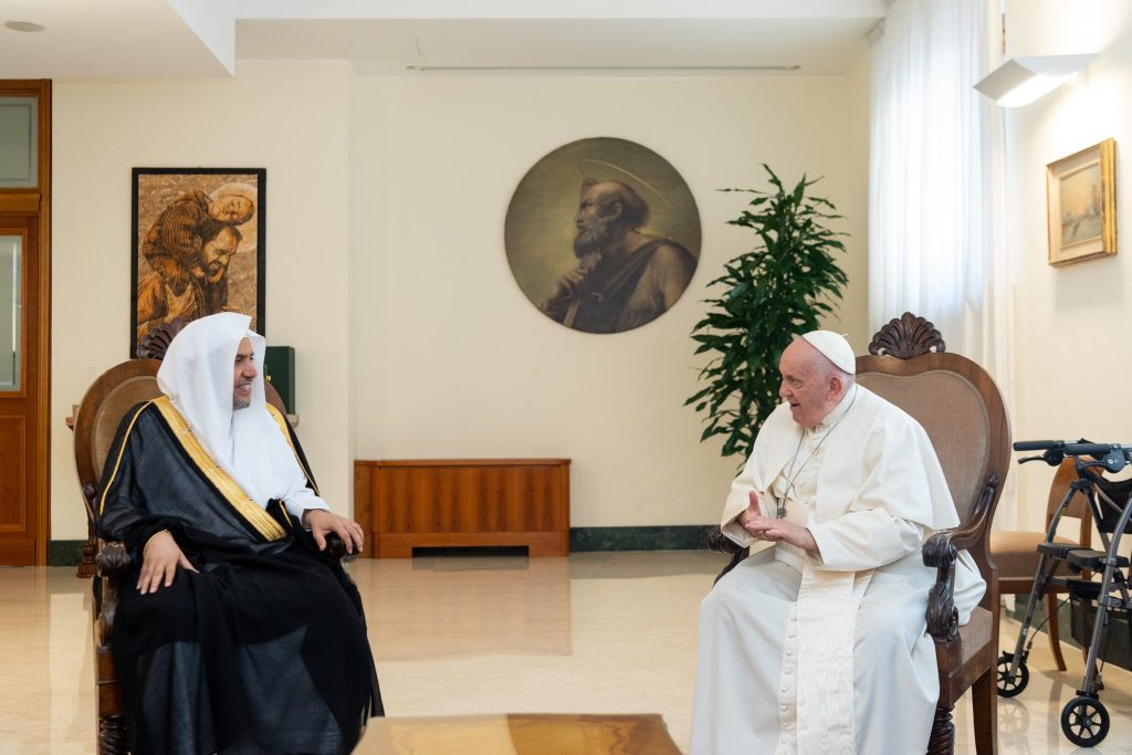 Poglavar Rimokatoličke crkve u Vatikanu, papa Franjo, je ugostio NJ.E. prof.dr. Muhameda Al-Isaa